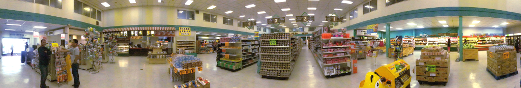 マーシャル諸島最大のスーパーマーケット
